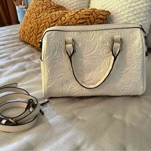 Patricia Nash purse! It comes with a crossbody strap also! Perfect condition!